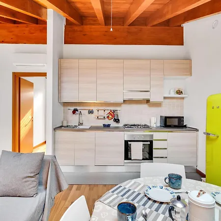 Apartamento La Mansarda Di Cloe - Affitti Brevi Italia